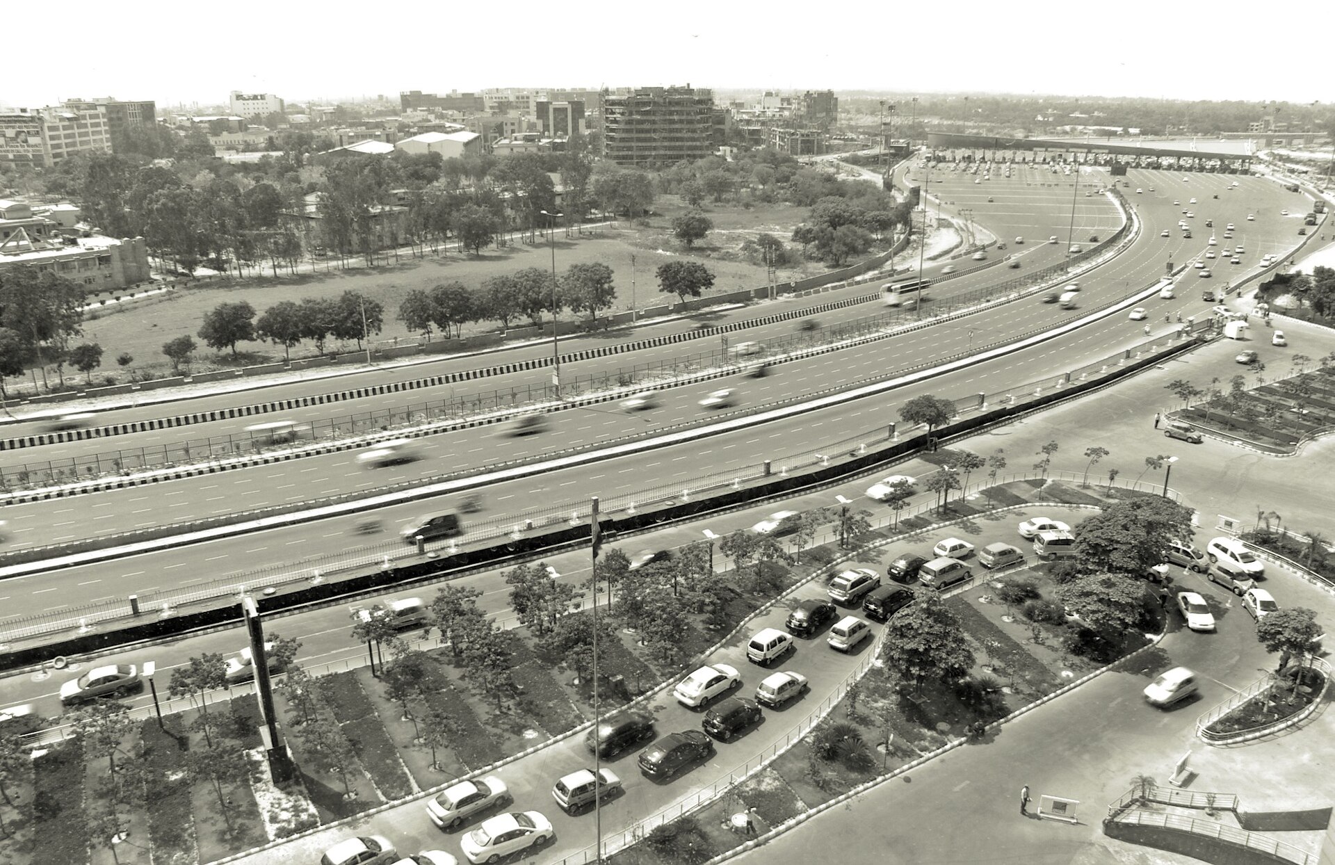 Gurgaon highway taxi service